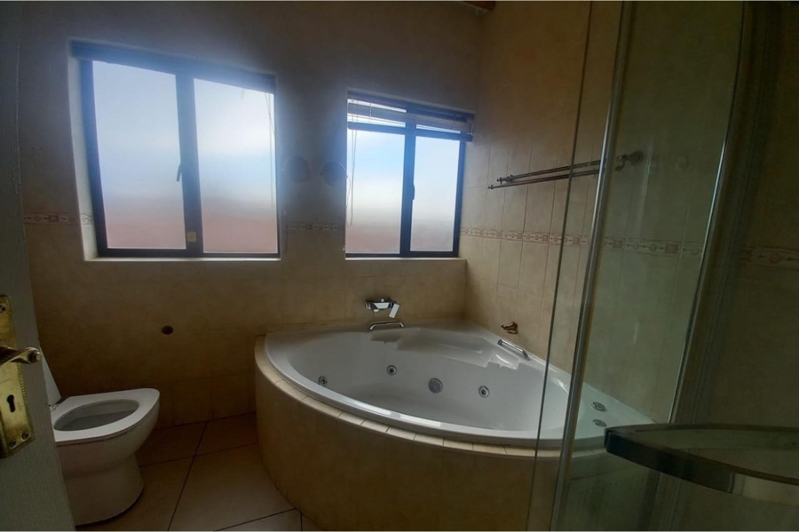 3 Bedroom Property for Sale in Hillcrest Northern Cape